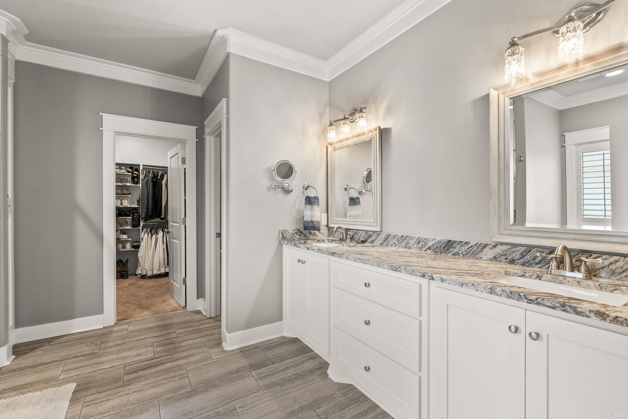 SALEM WOODS - Residential