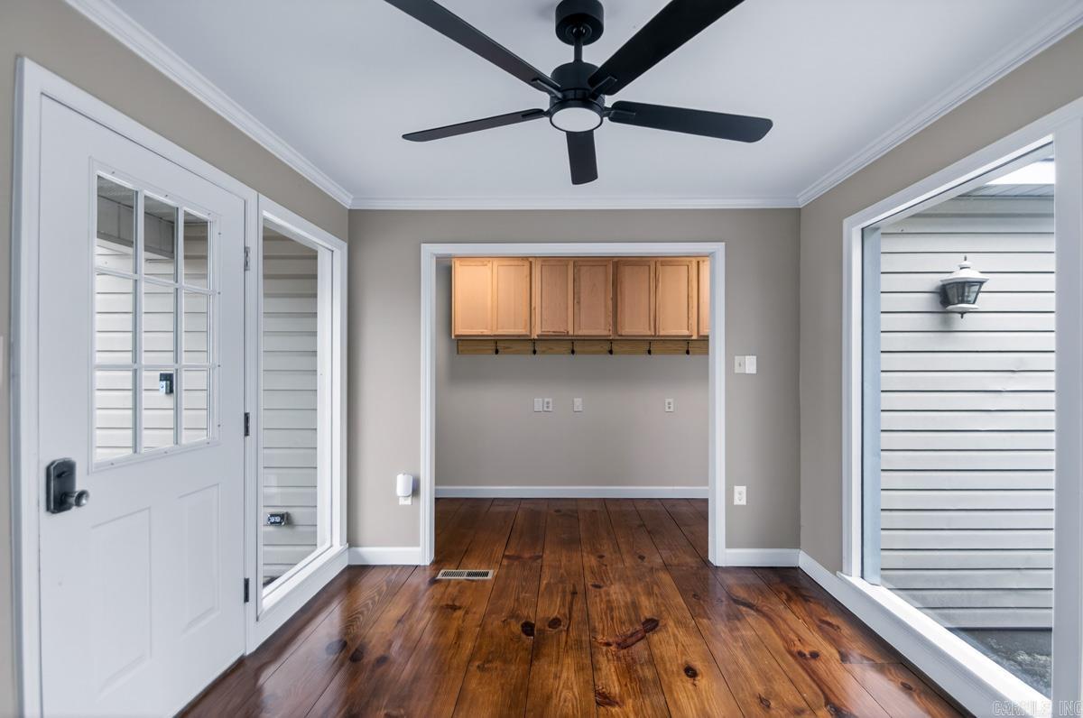 BLOOMFIELD HILLS - Residential