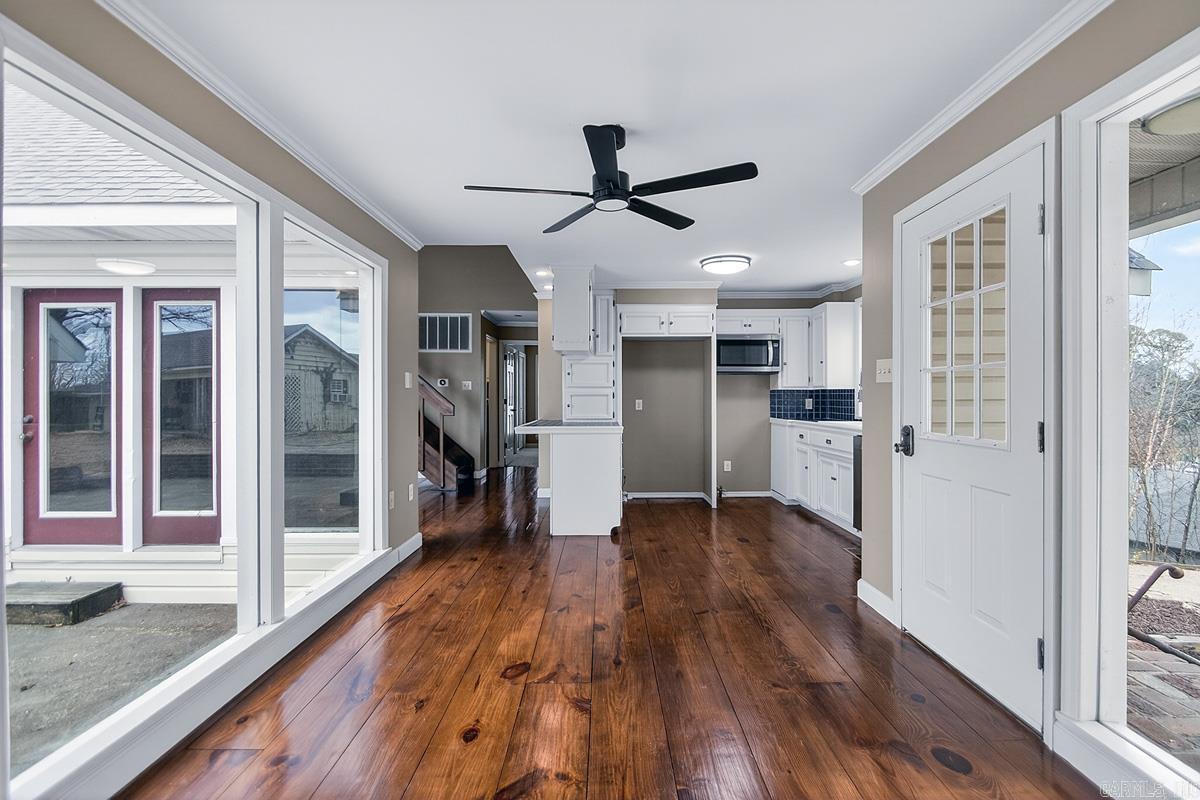 BLOOMFIELD HILLS - Residential