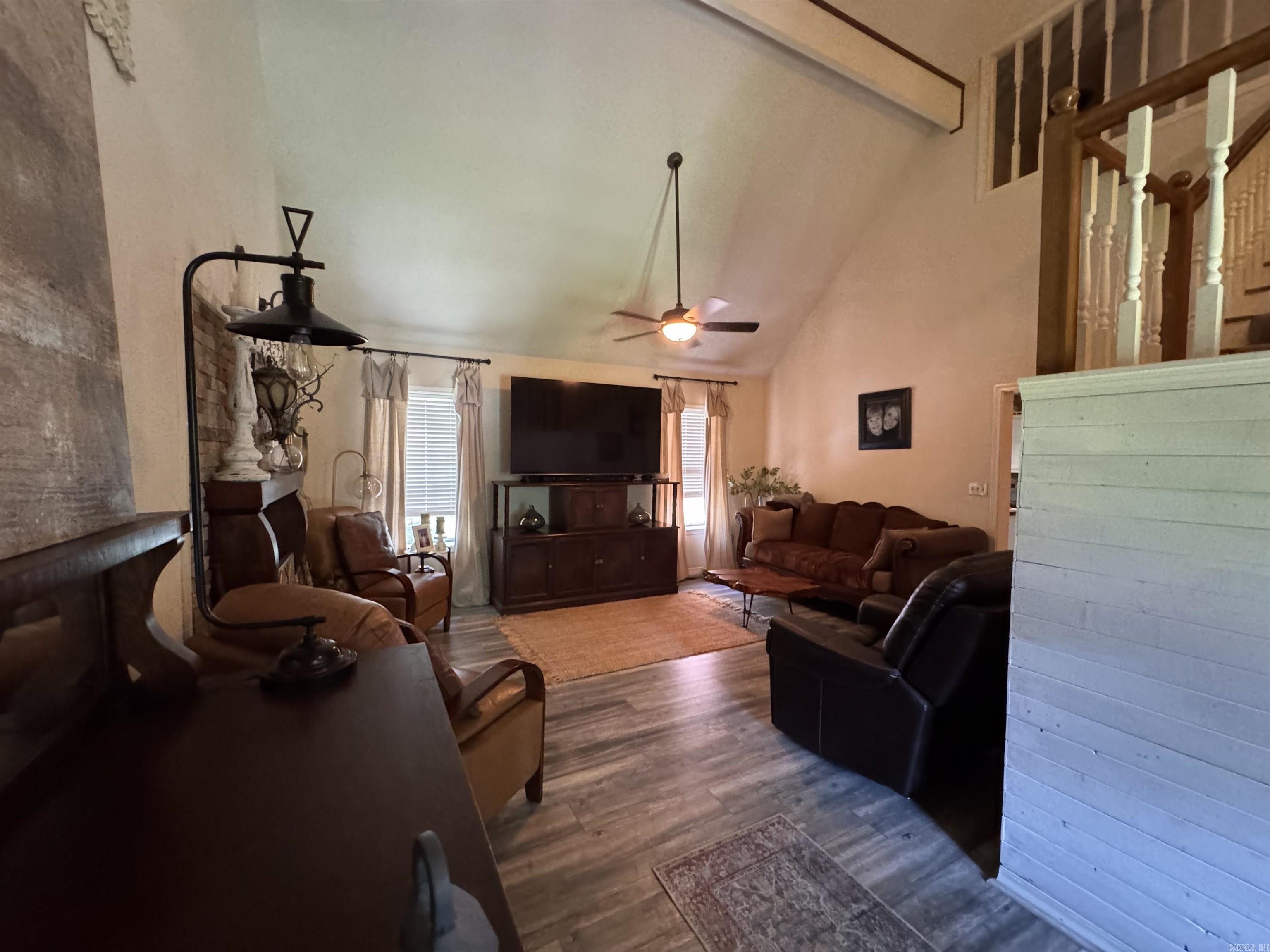 RIVER OAKS - Residential