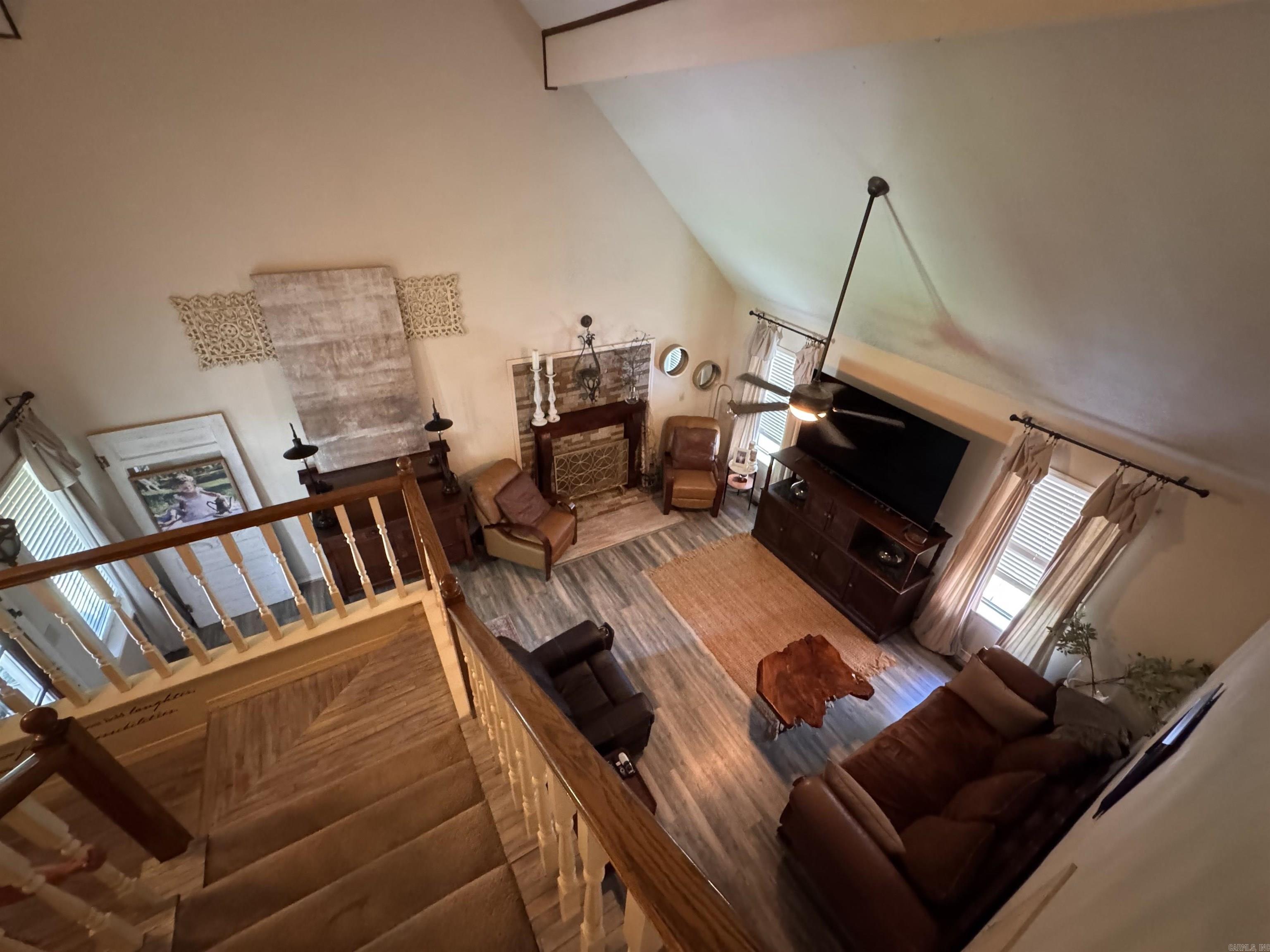 RIVER OAKS - Residential