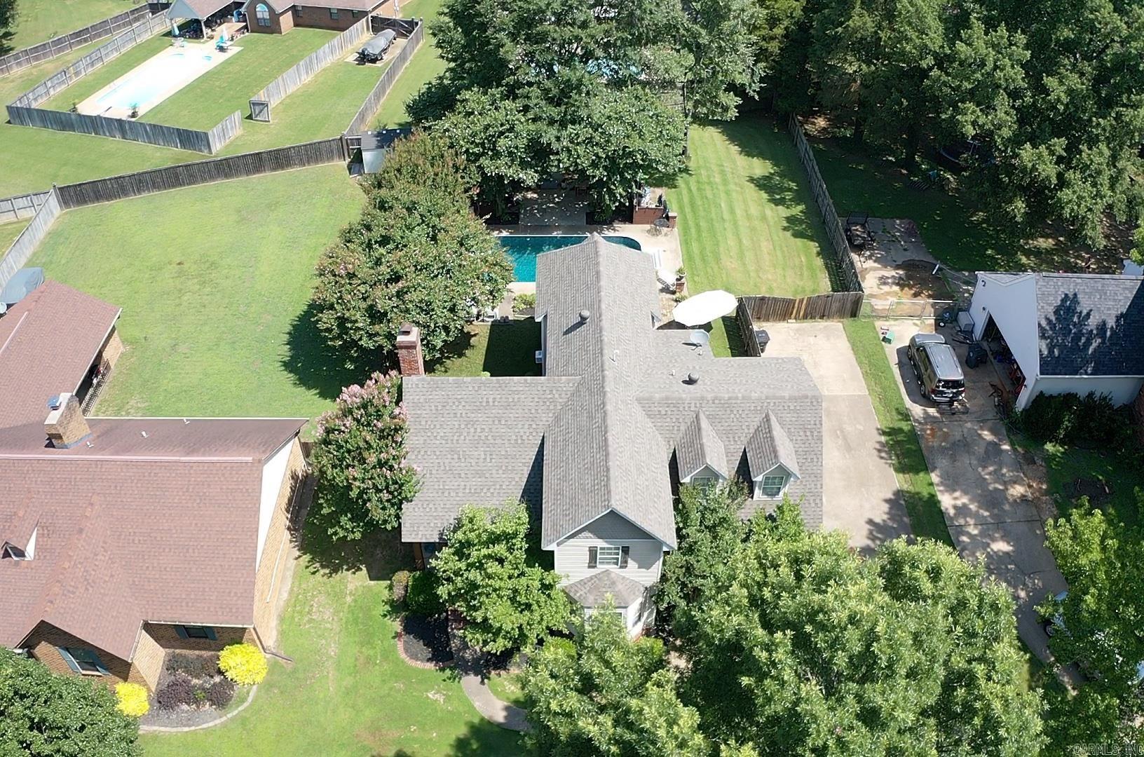 RIVER OAKS - Residential