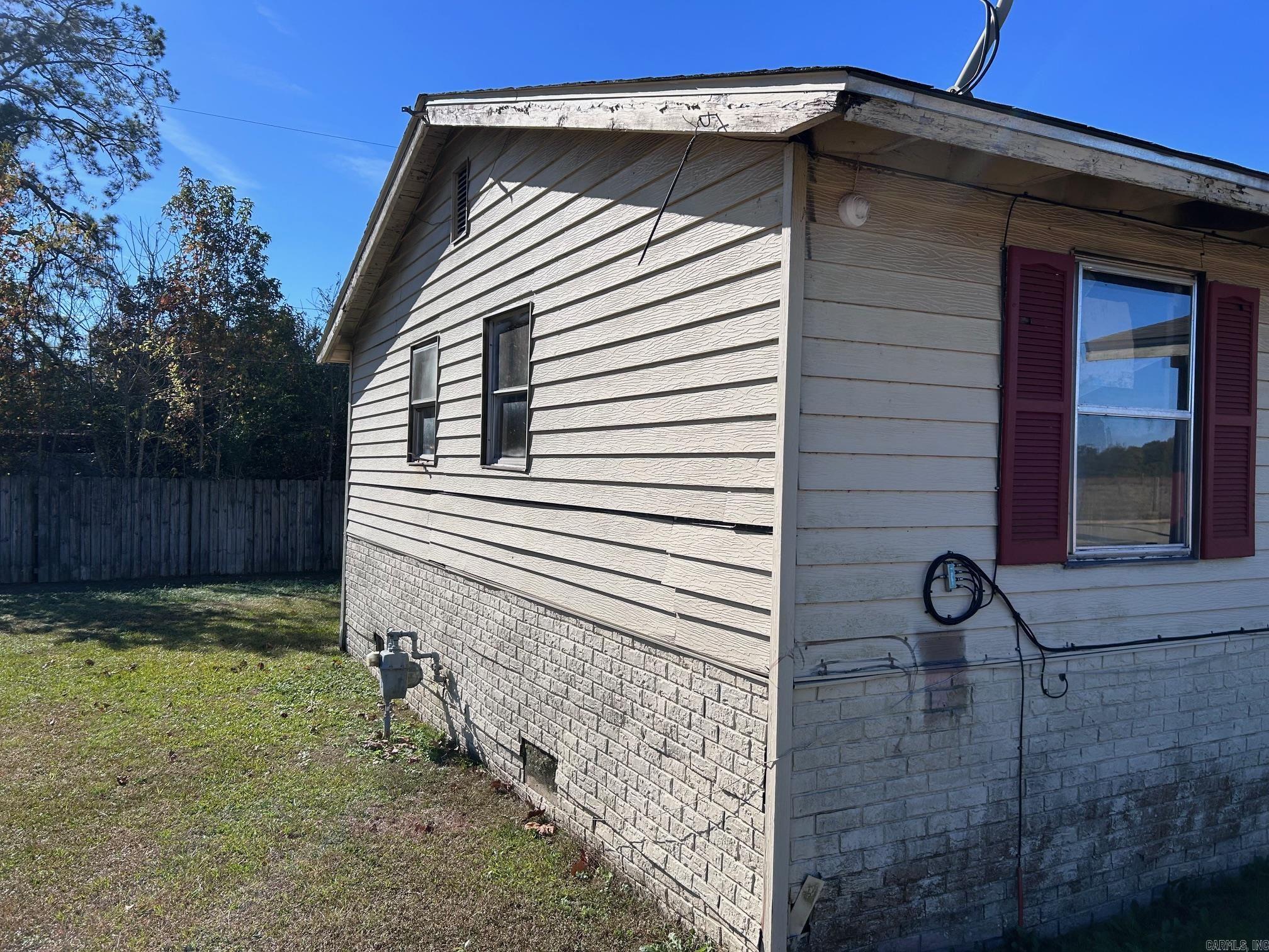 Mineral Springs - Residential