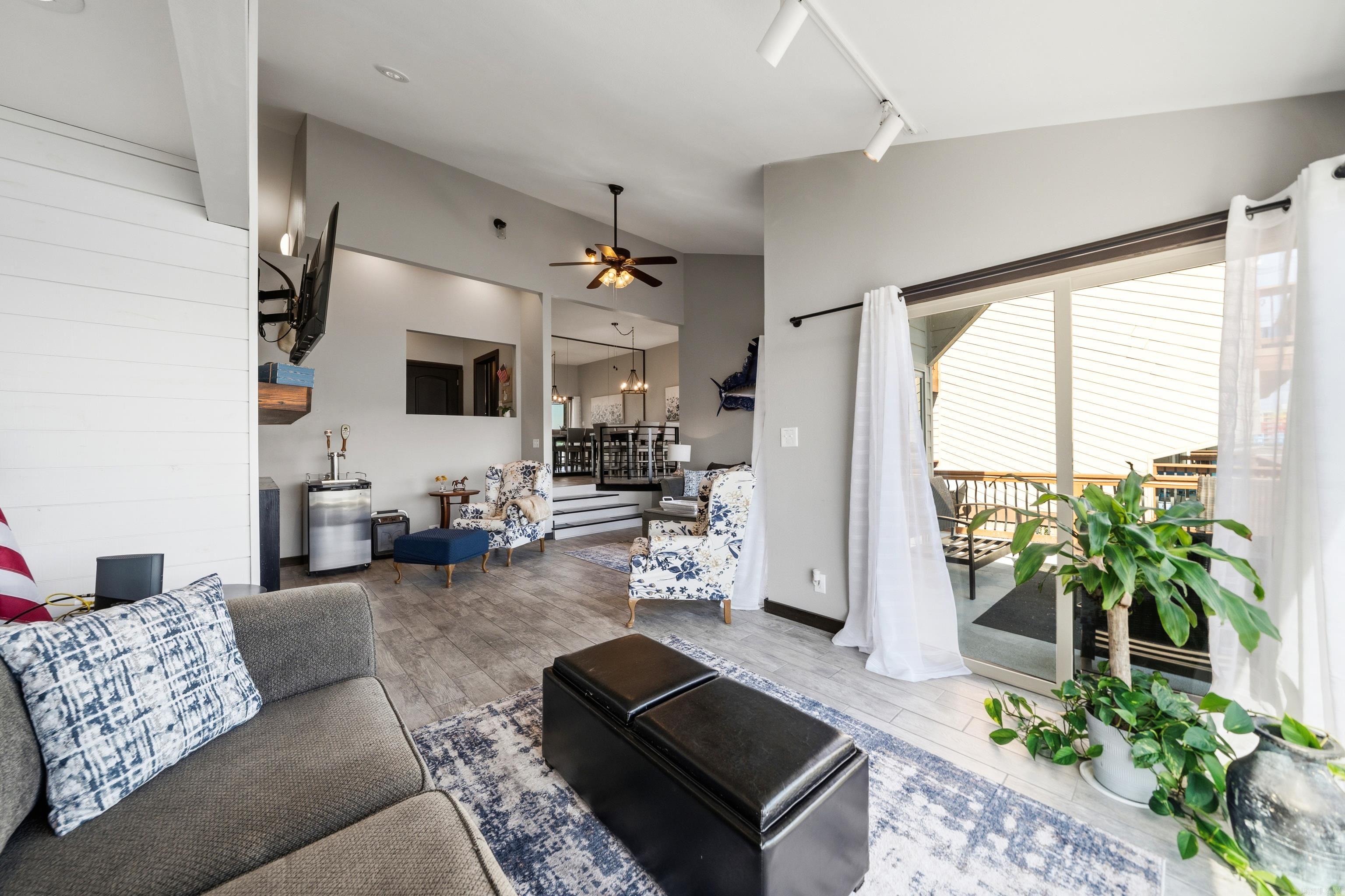 NORTH SHORE HPR - Residential