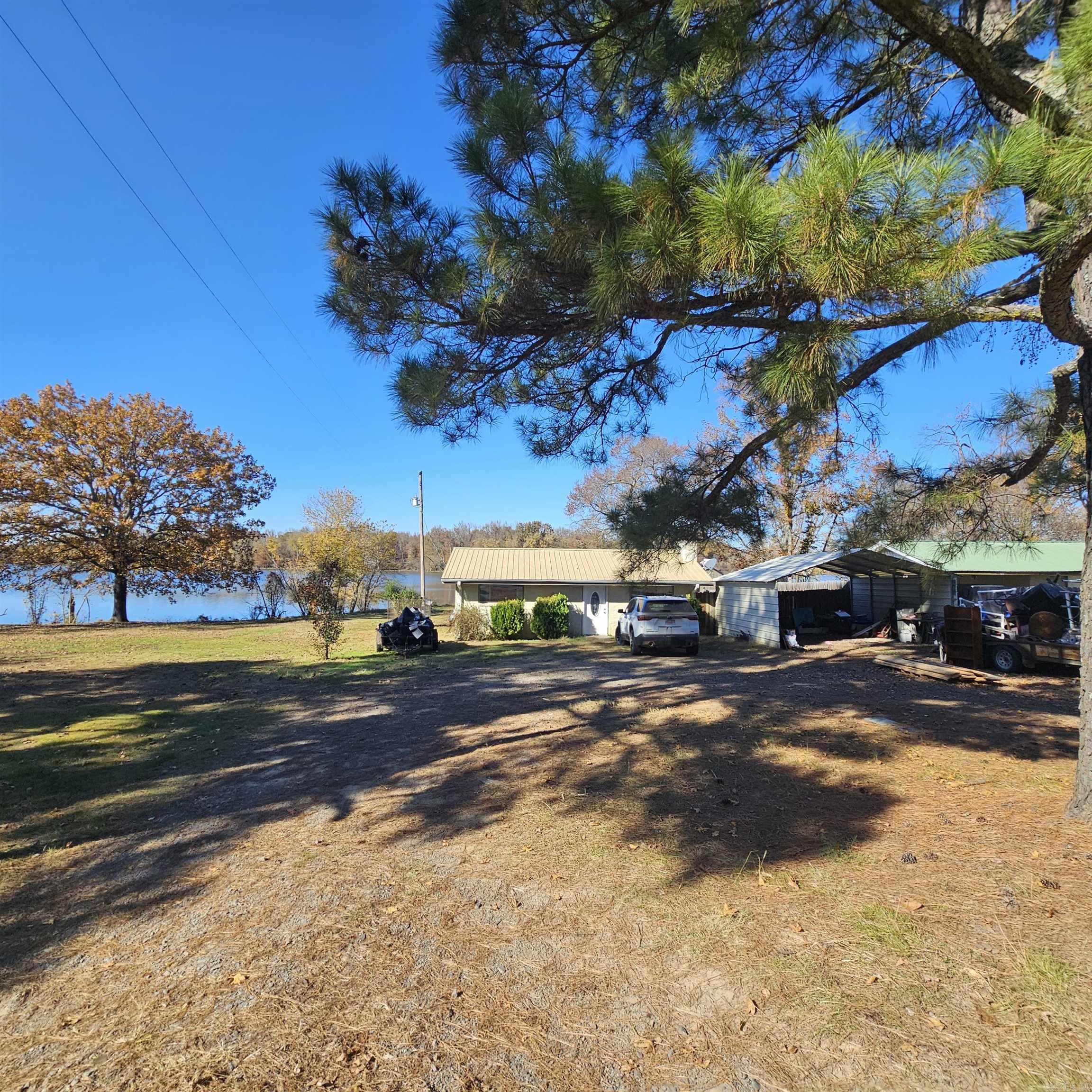 YOCUM LAKE RESORT - Residential