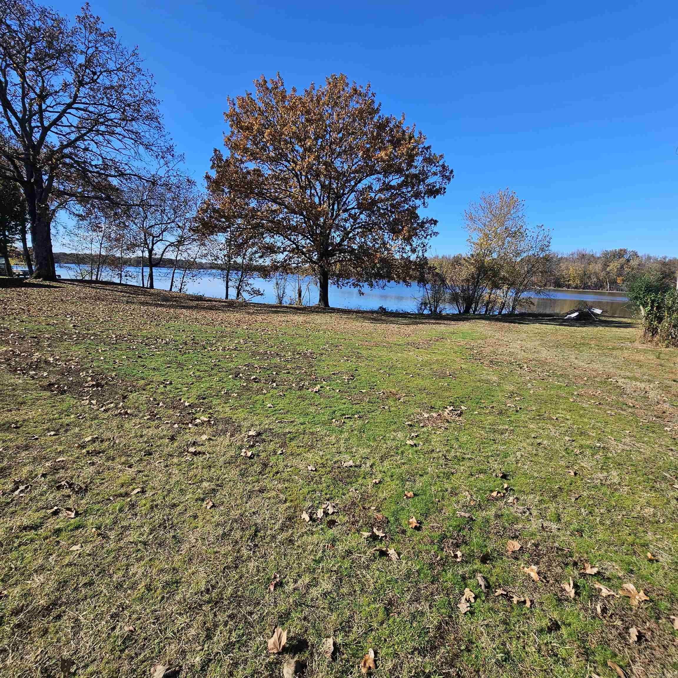 YOCUM LAKE RESORT - Residential