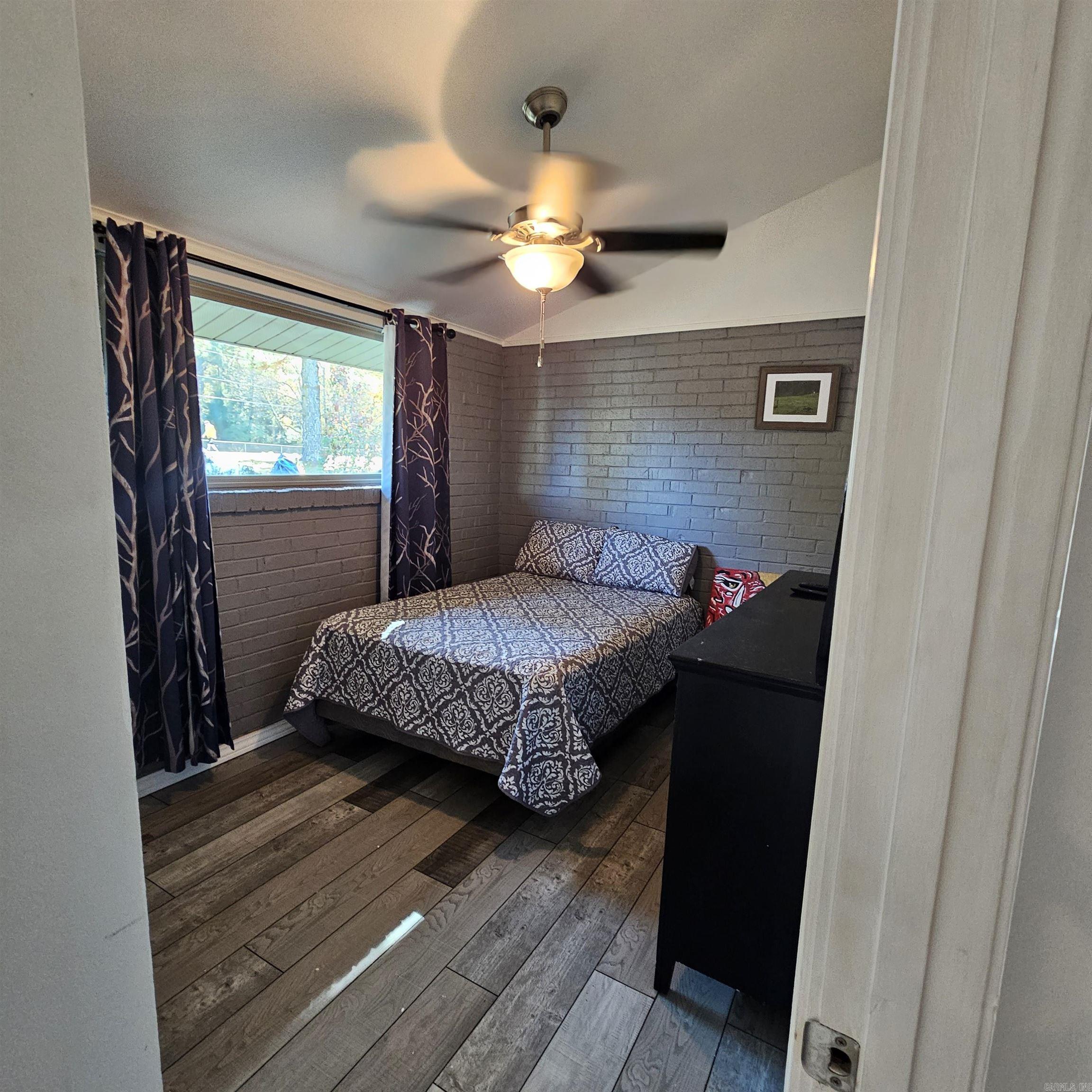 YOCUM LAKE RESORT - Residential