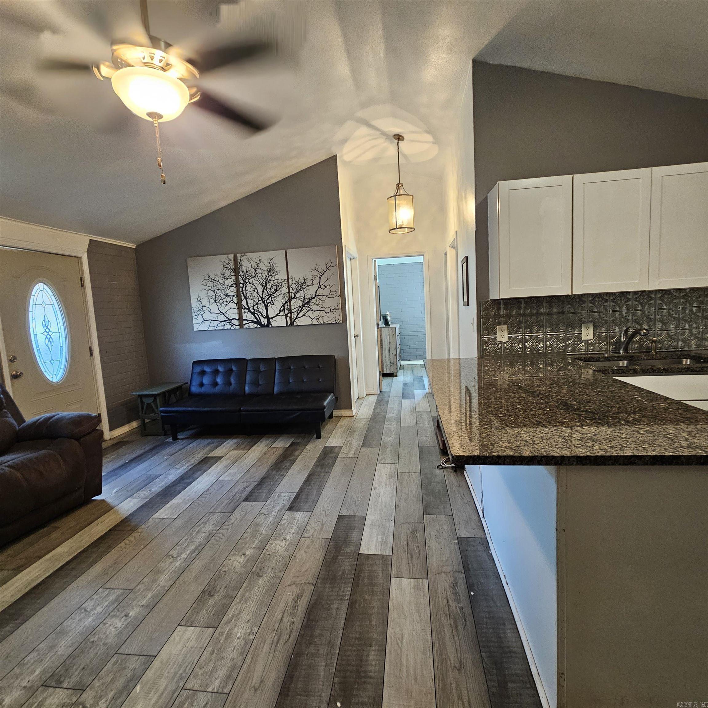 YOCUM LAKE RESORT - Residential