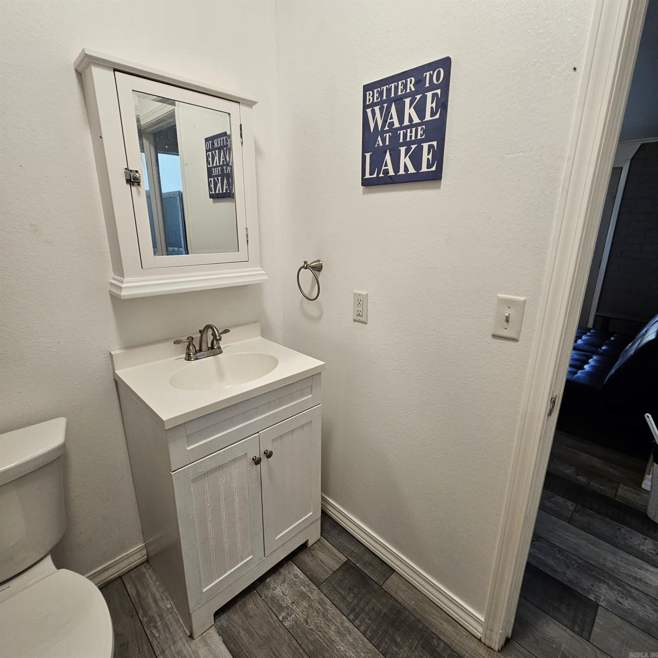 YOCUM LAKE RESORT - Residential