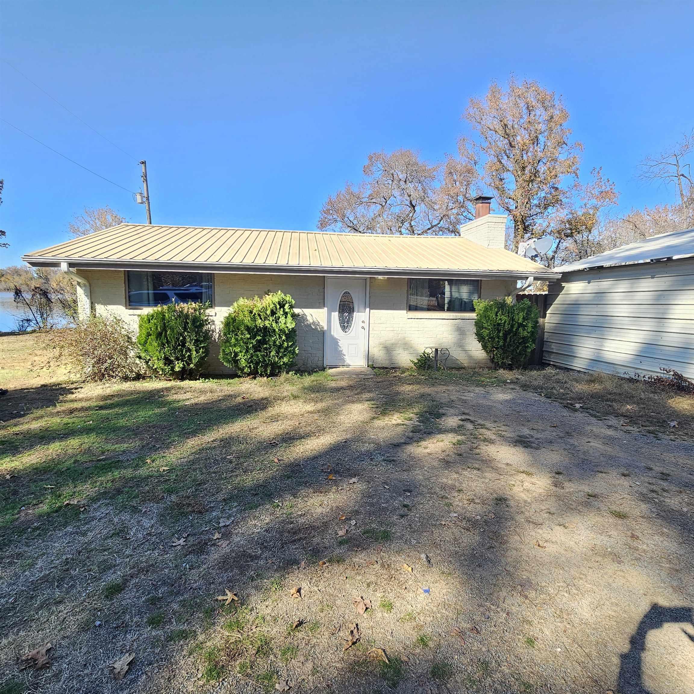 YOCUM LAKE RESORT - Residential