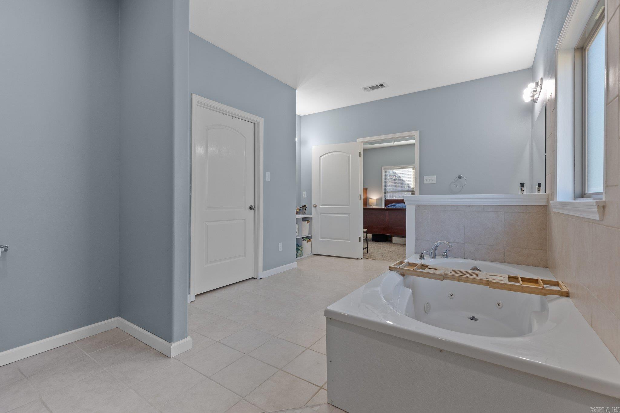 MAPLE CREEK FARMS - Residential