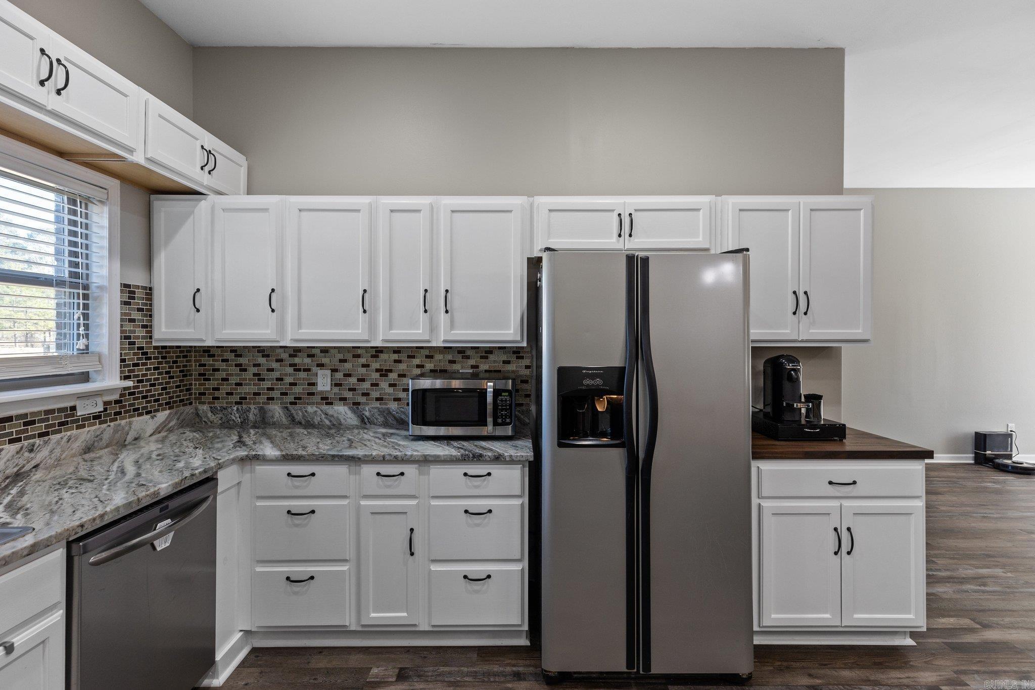 MAPLE CREEK FARMS - Residential