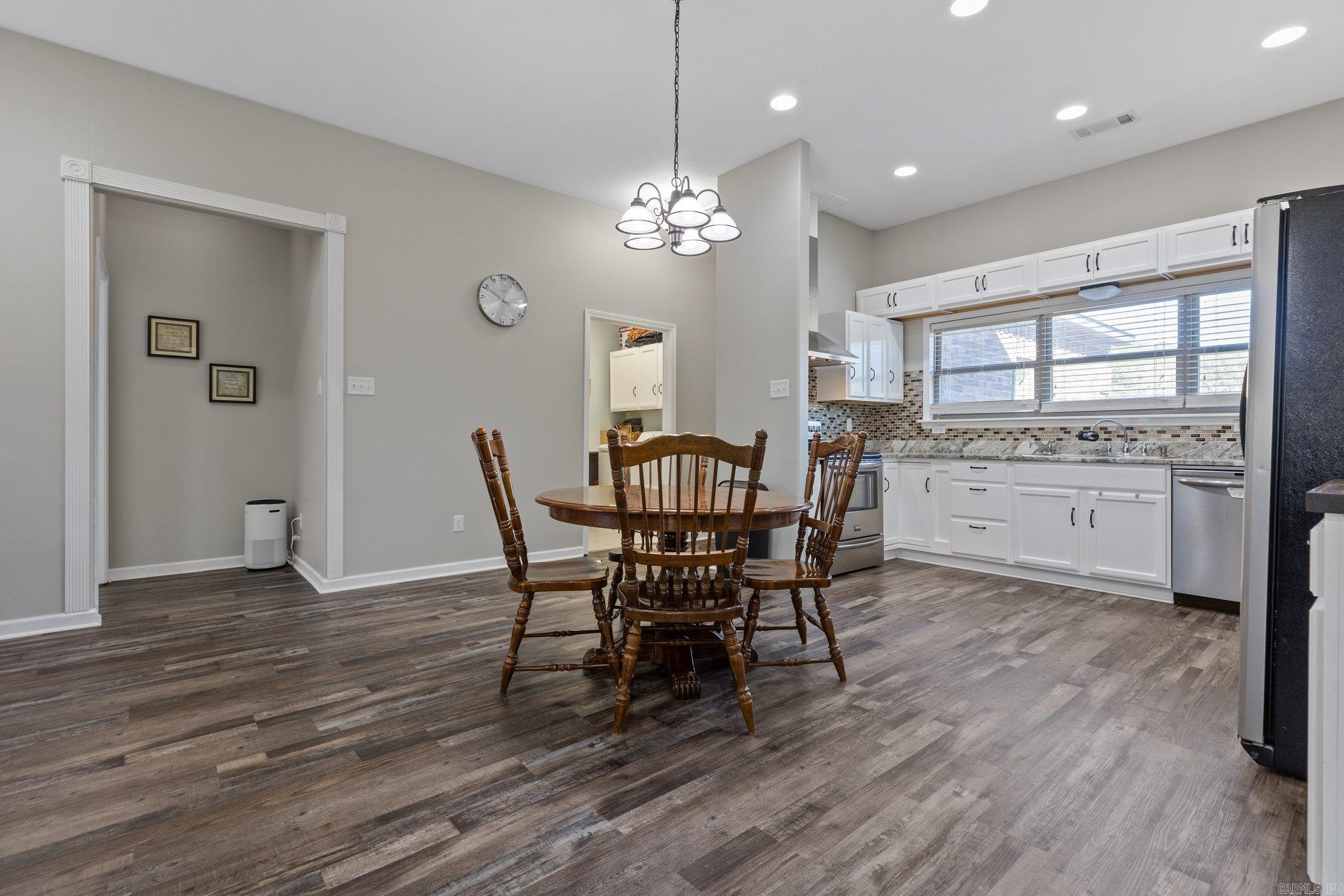 MAPLE CREEK FARMS - Residential