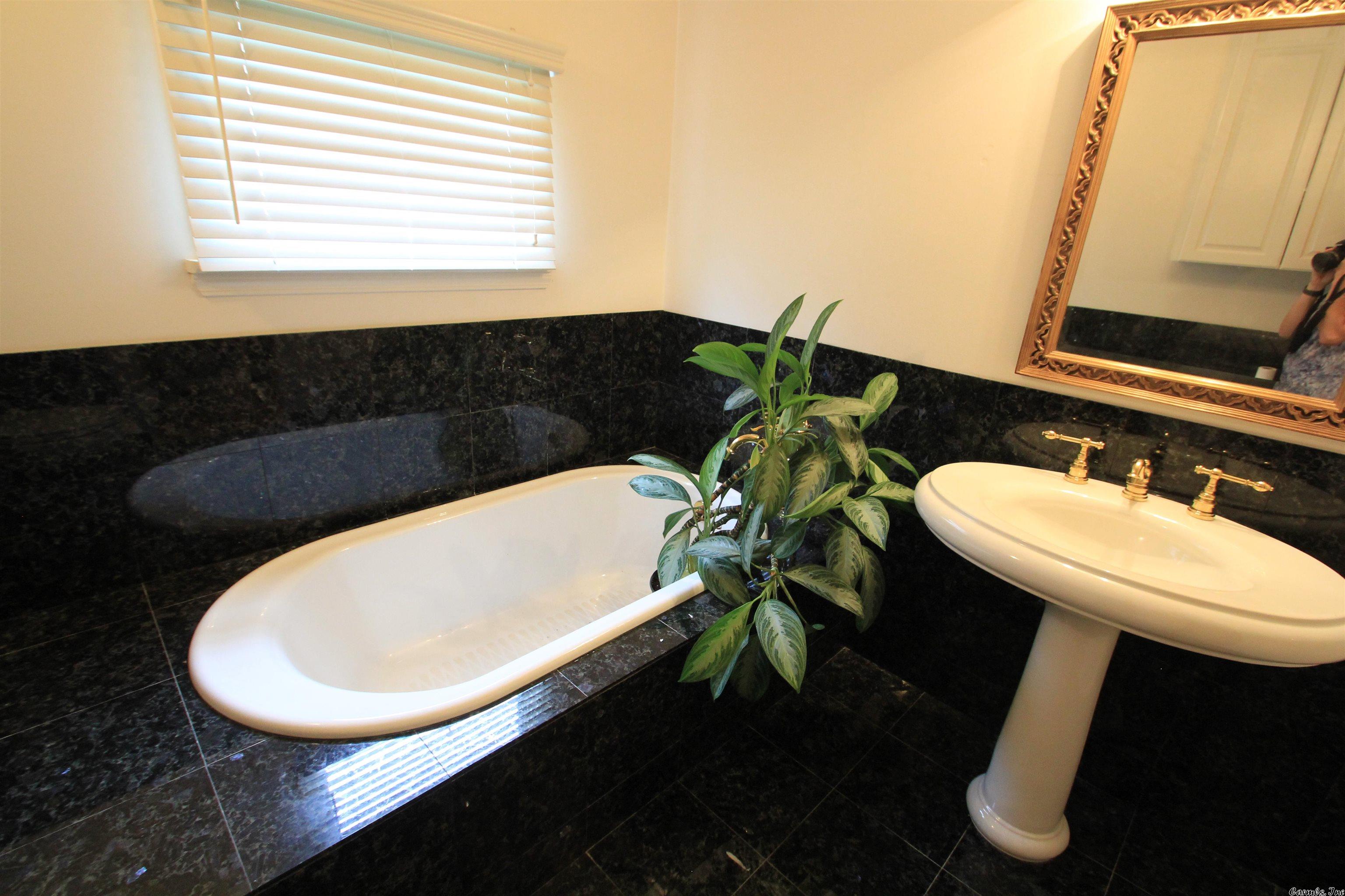 PARK HILL - Residential