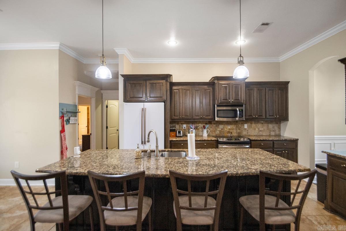 ANDRES PLACE - Residential