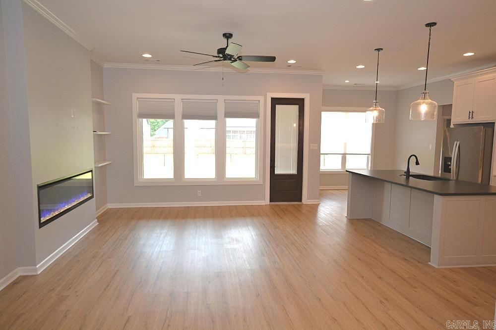 THE WOODS OF HURRICANE LAKE ESTA - Residential