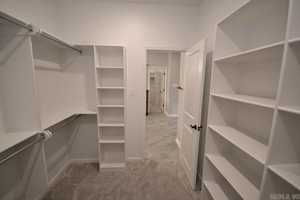 THE WOODS OF HURRICANE LAKE ESTA - Residential