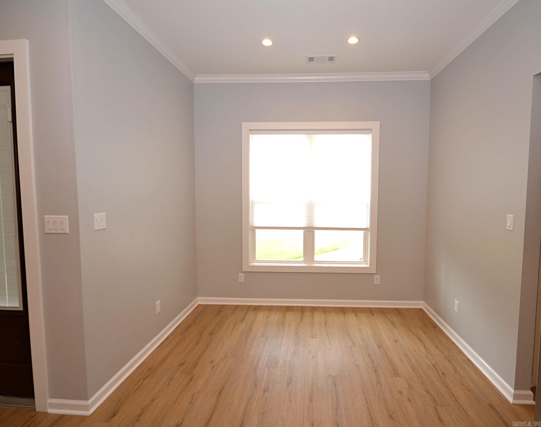 THE WOODS OF HURRICANE LAKE ESTA - Residential