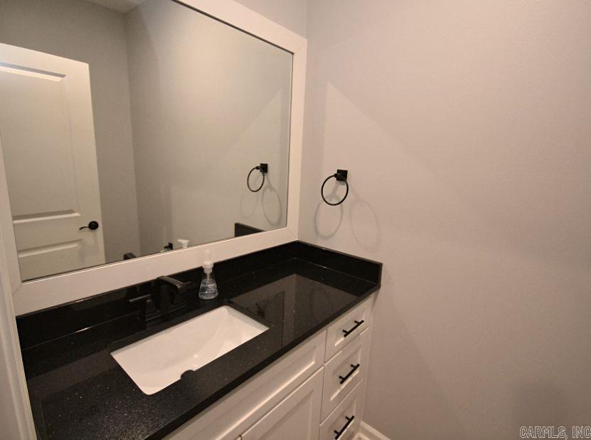 THE WOODS OF HURRICANE LAKE ESTA - Residential