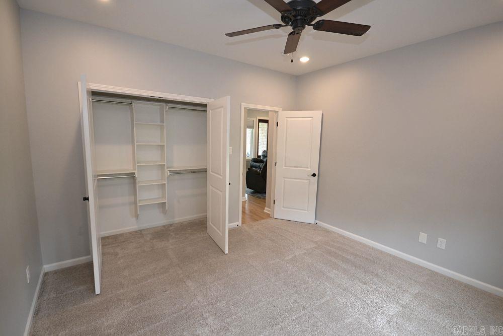 THE WOODS OF HURRICANE LAKE ESTA - Residential