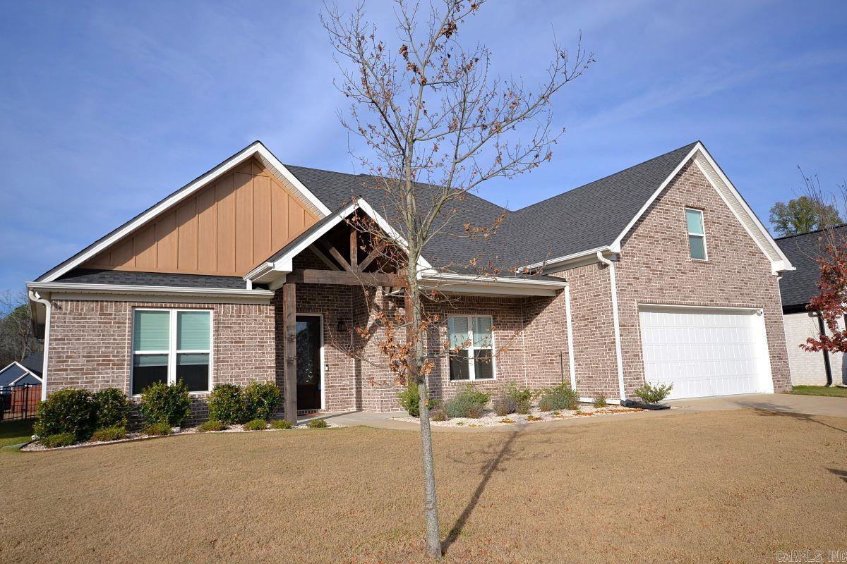 THE WOODS OF HURRICANE LAKE ESTA - Residential