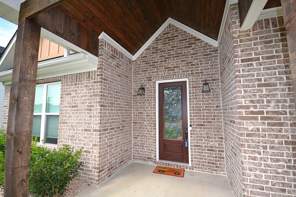 THE WOODS OF HURRICANE LAKE ESTA - Residential