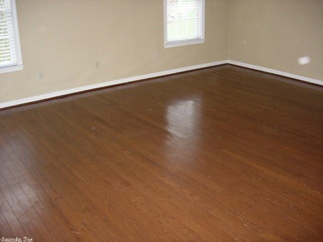 CHENAL VALLEY CHENAL CIRCLE - Residential