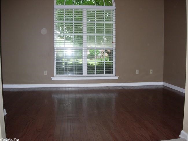 CHENAL VALLEY CHENAL CIRCLE - Residential