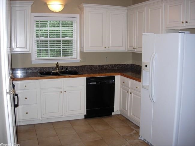 CHENAL VALLEY CHENAL CIRCLE - Residential