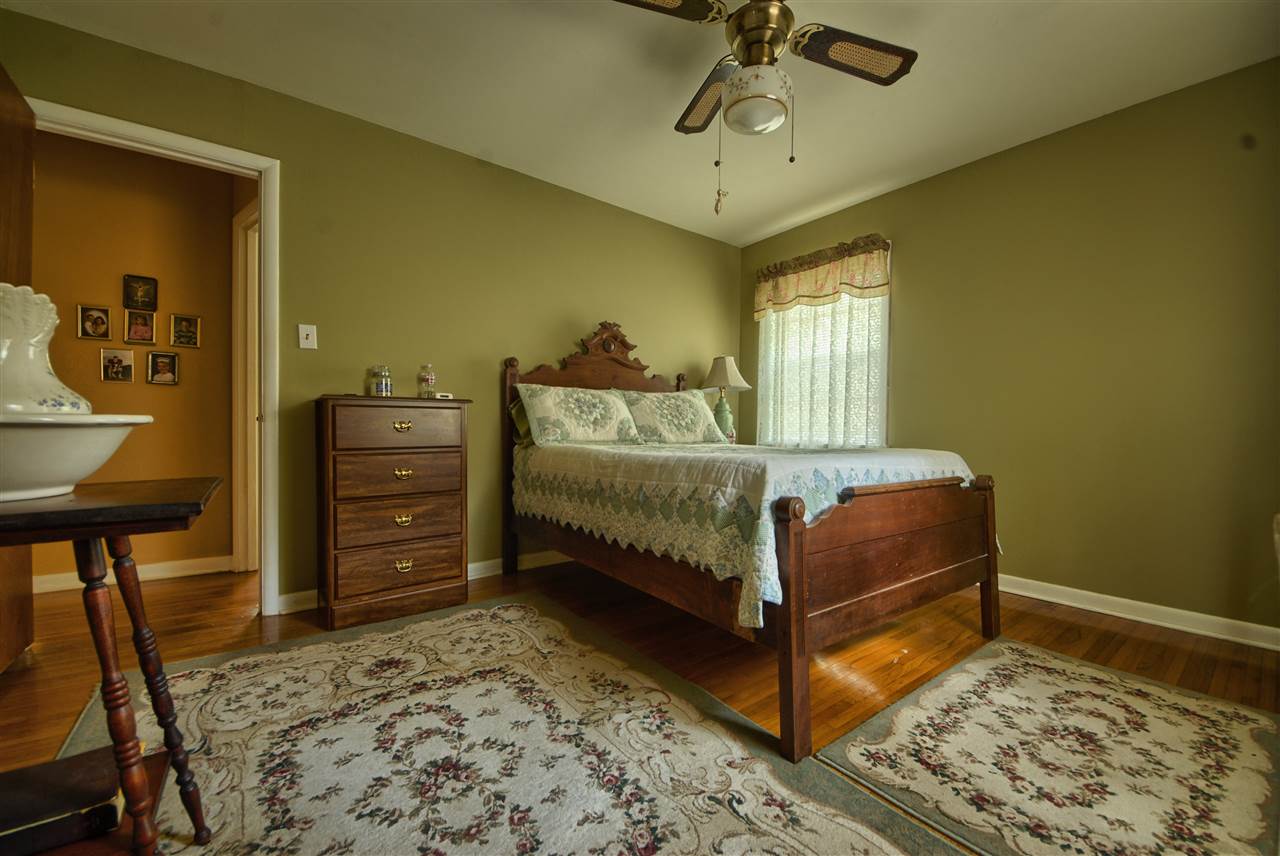 BIRCHWOOD - Residential