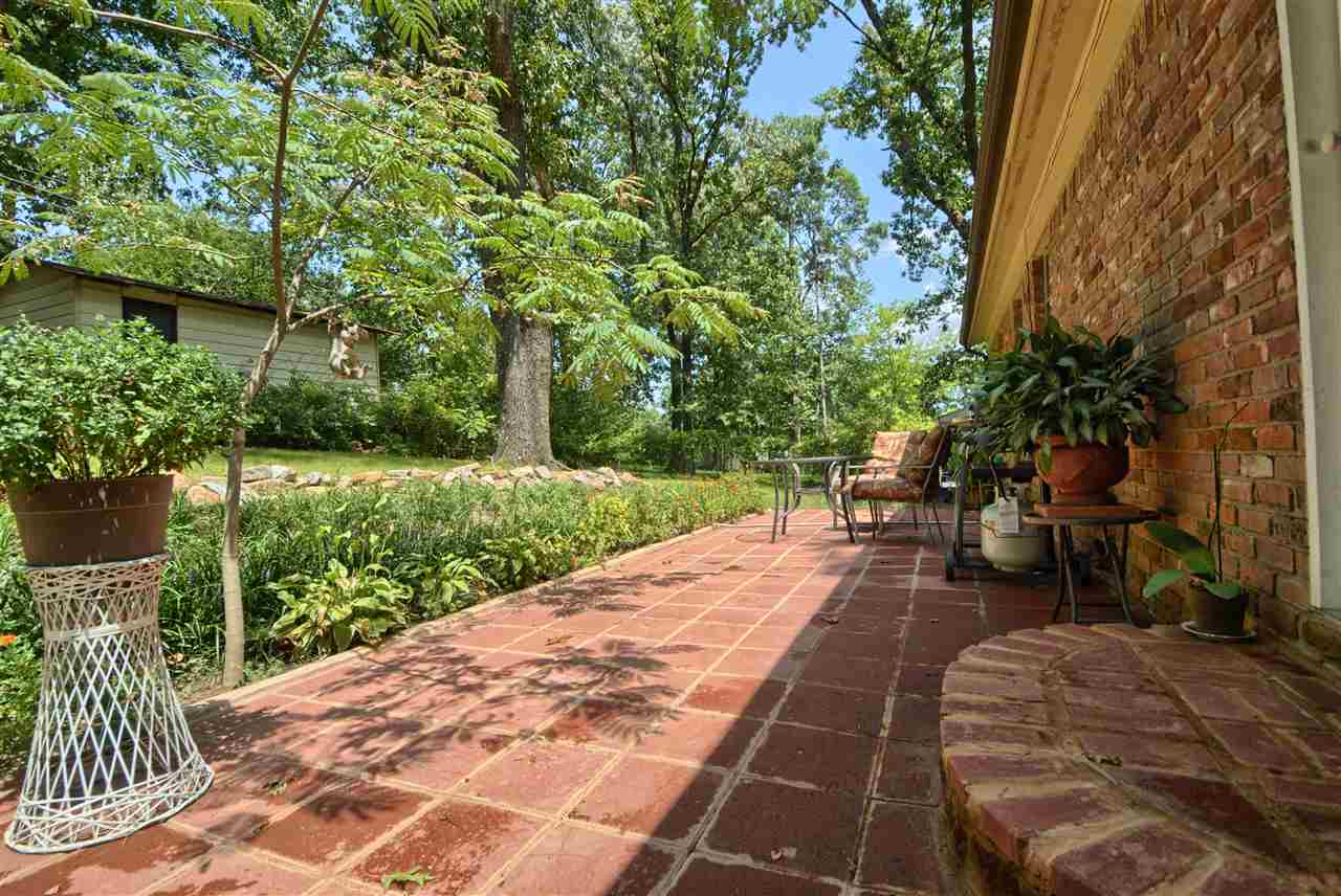 BIRCHWOOD - Residential