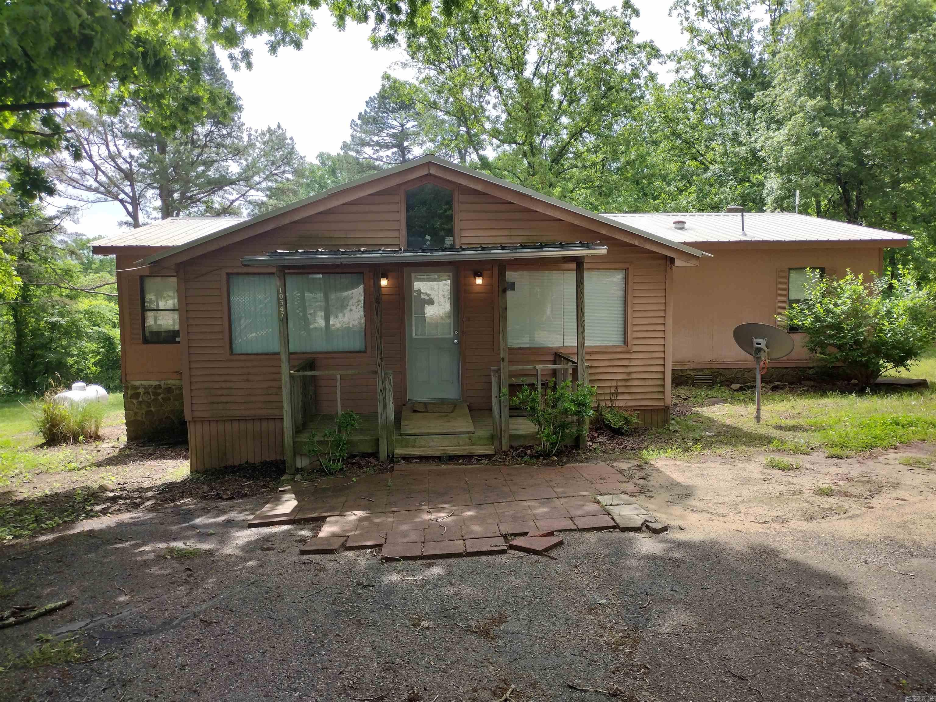 Great location just minutes from town Hwy frontage New roof has a lot to offer on this 1.63 acres M/L large deck to enjoy the outdoors