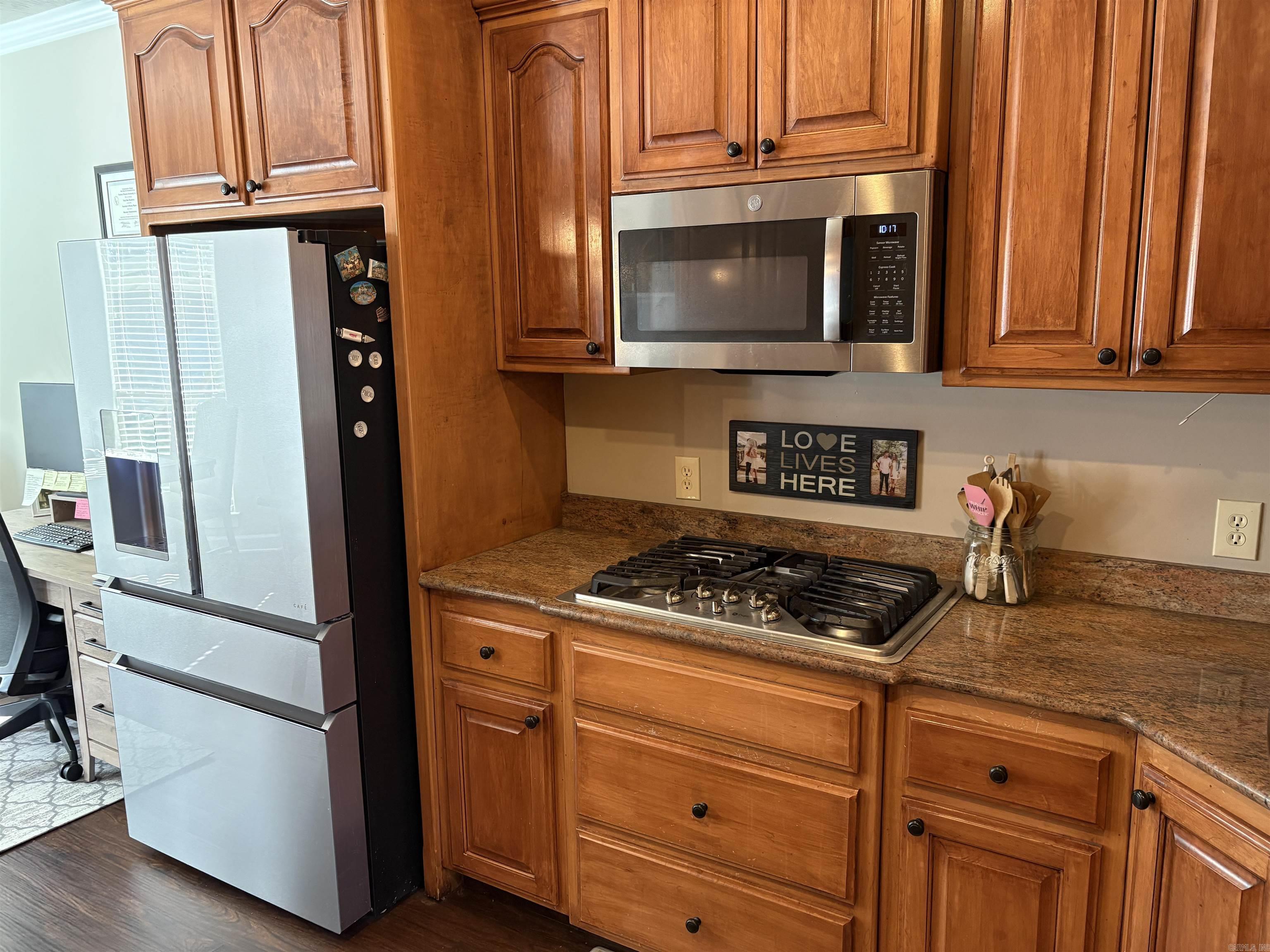 CHESTNUT MEADOWS - Residential