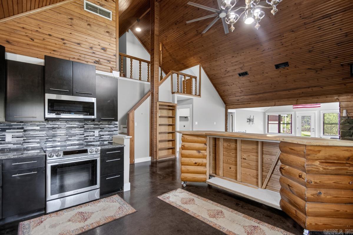 MEADOWLAKE - Residential