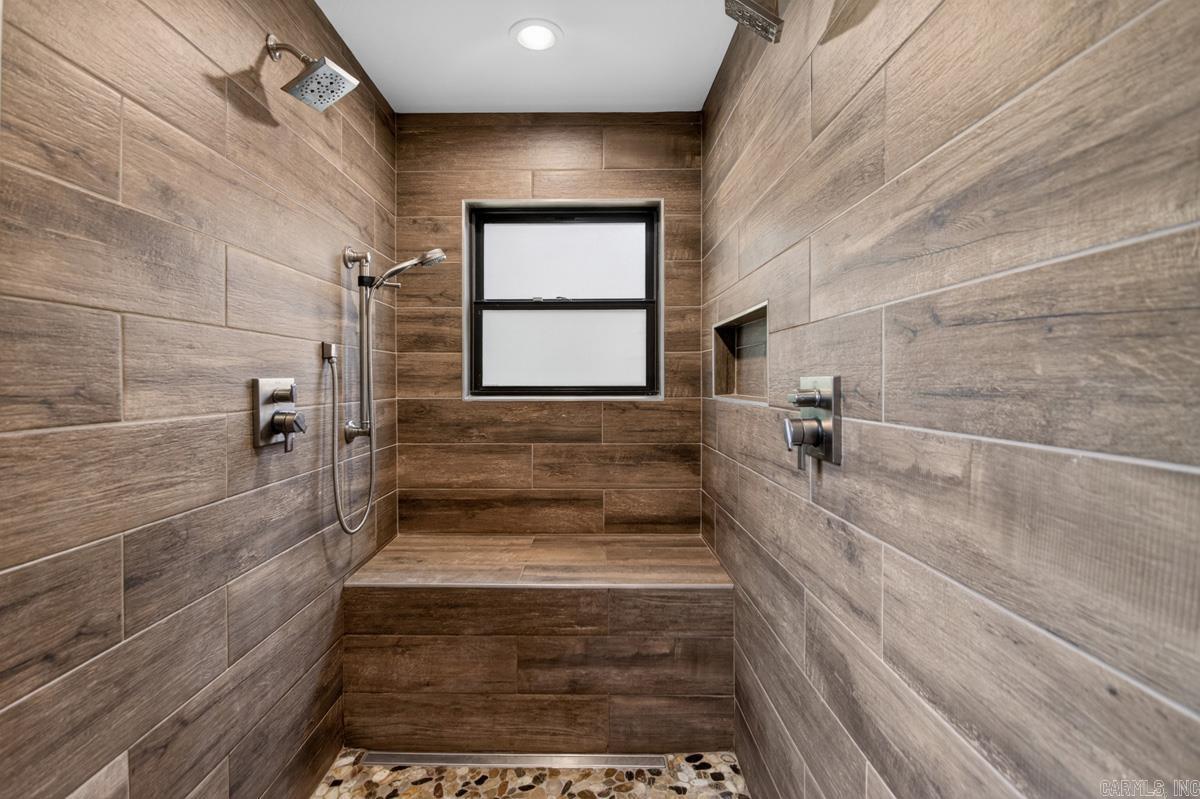 MEADOWLAKE - Residential