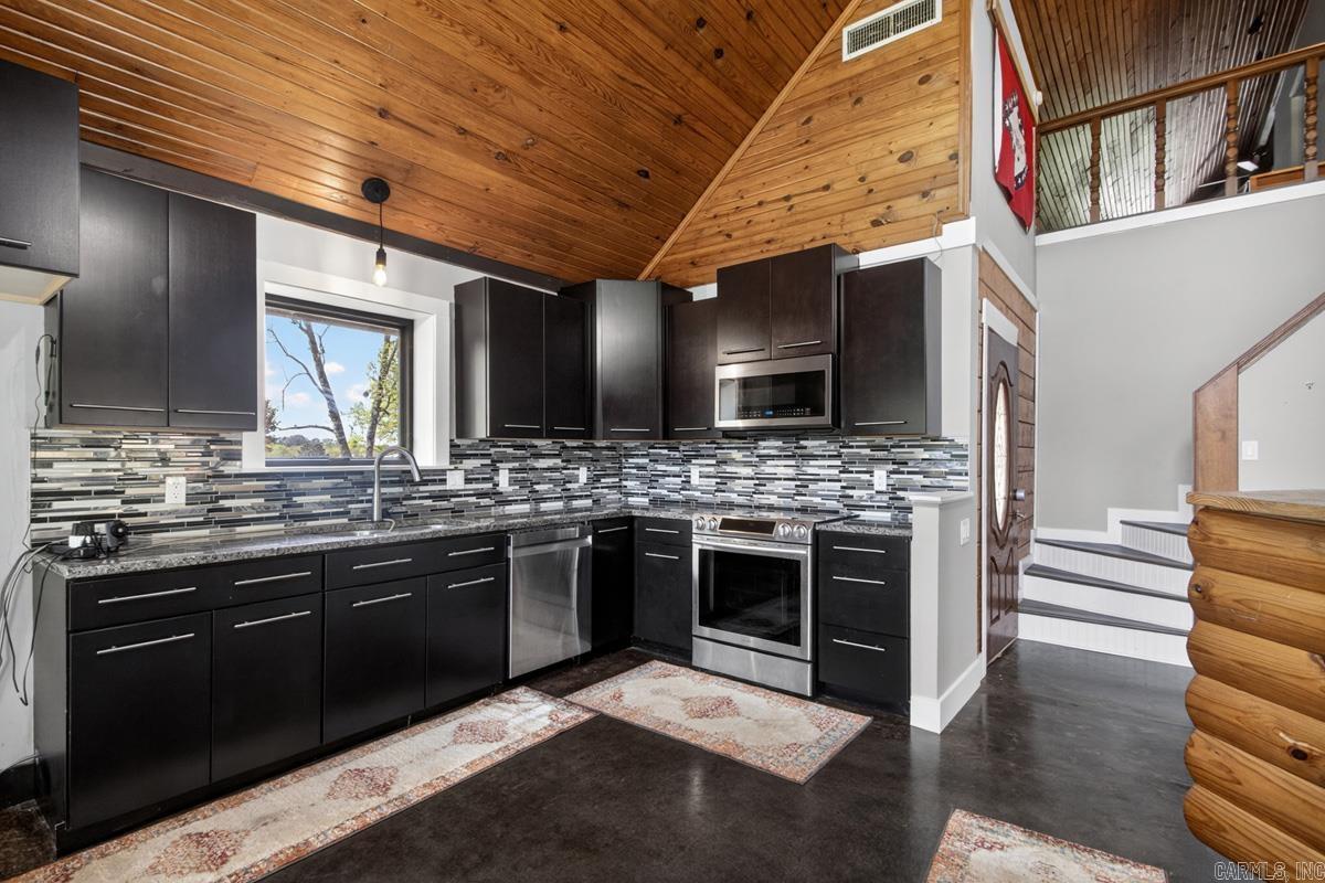 MEADOWLAKE - Residential