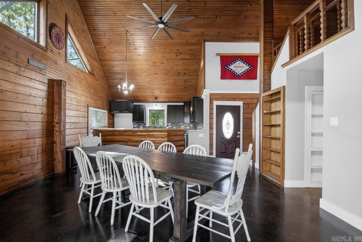 MEADOWLAKE - Residential