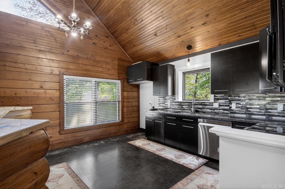 MEADOWLAKE - Residential