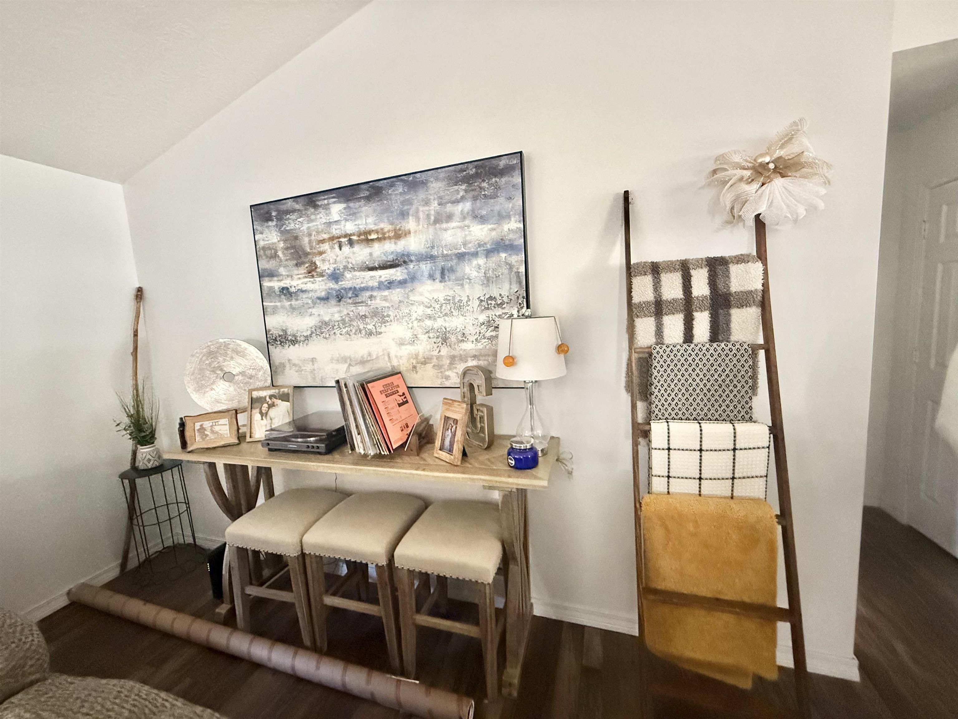 TOGWOTEE - Residential