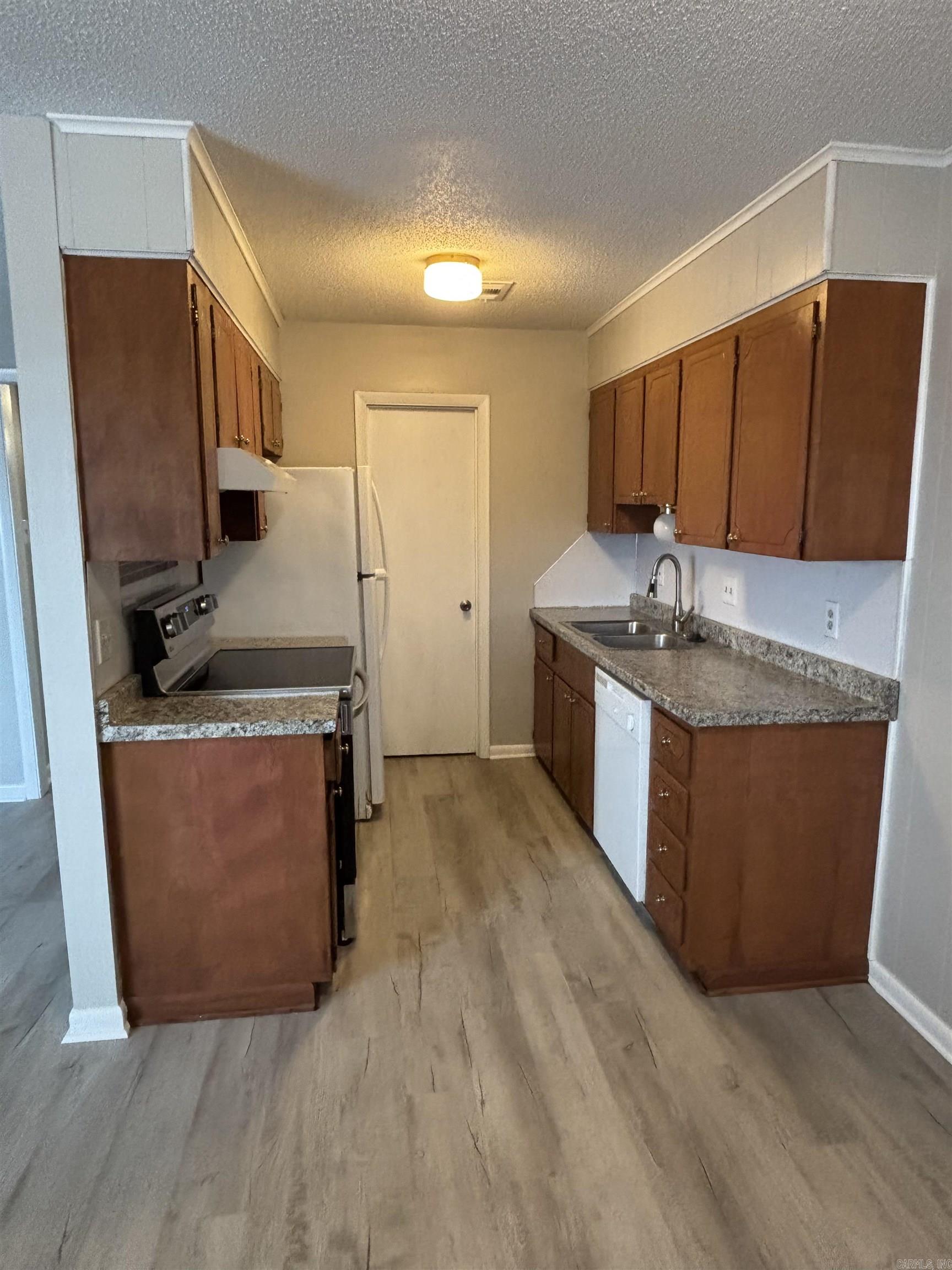 Park Ruby - Residential Income