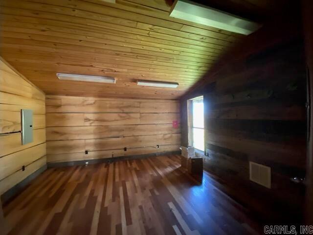 Metes & Bounds - Commercial Sale