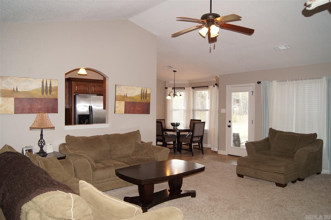 HURRICANE HILLS - Residential