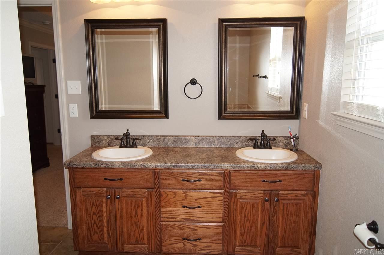 HURRICANE HILLS - Residential