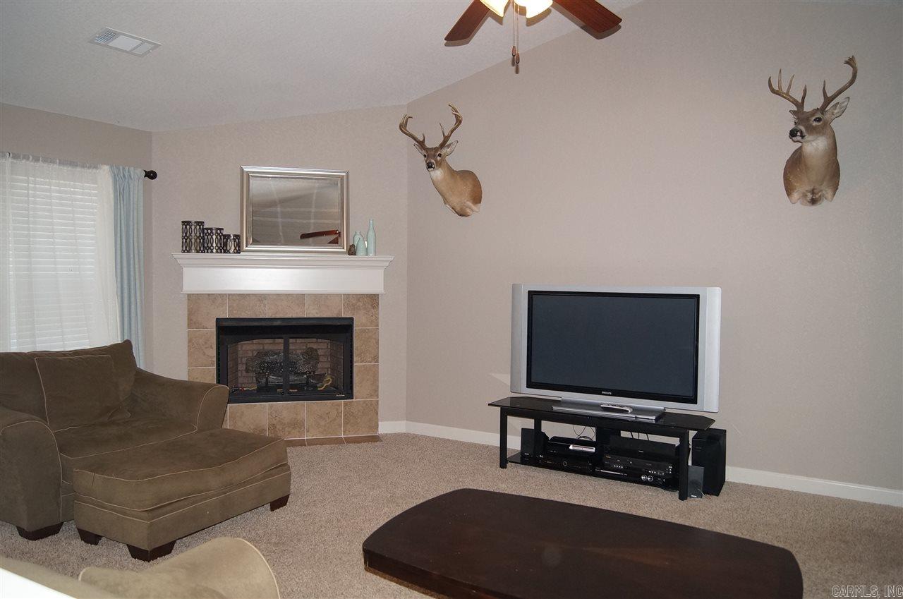 HURRICANE HILLS - Residential