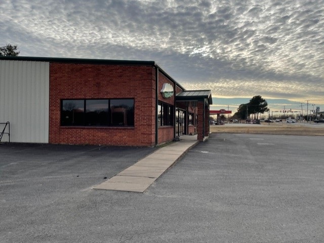 Schaefers - Commercial Sale