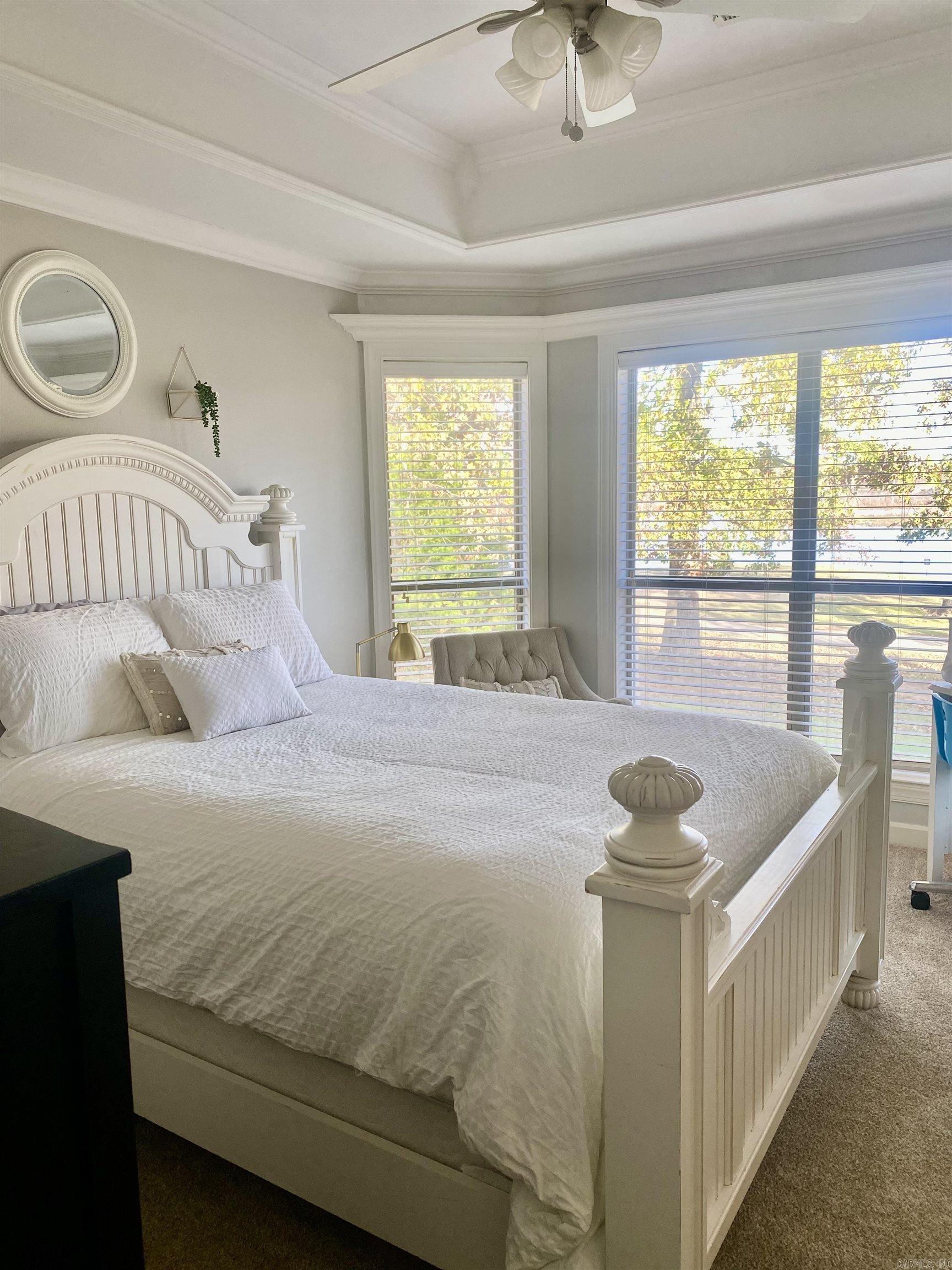 COUNTRY CLUB OF ARK THE - Residential