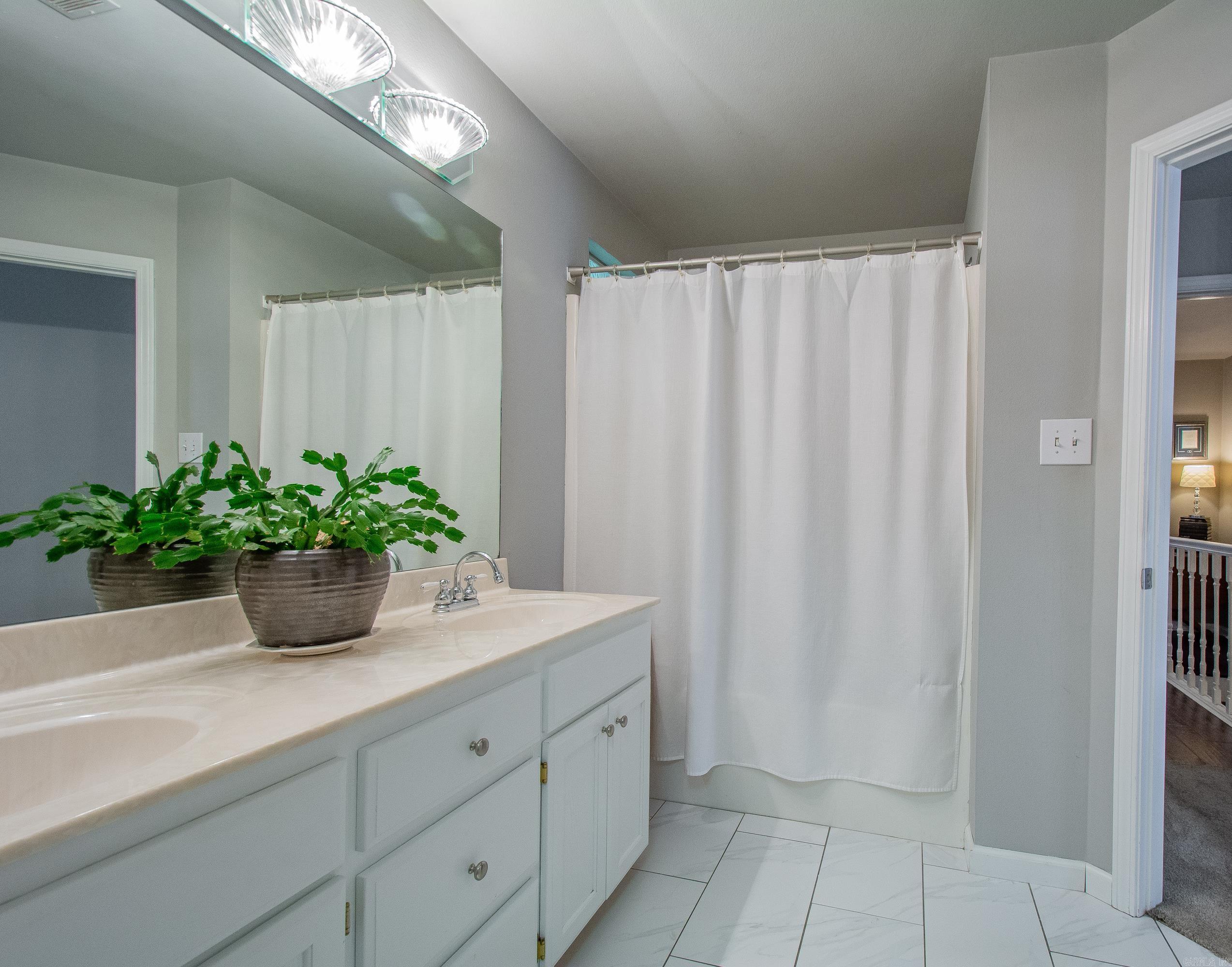 HARTFORD HILLS - Residential