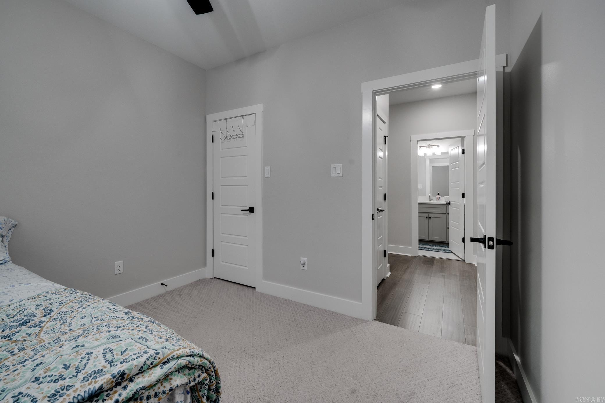 ROBYNMAR - Residential