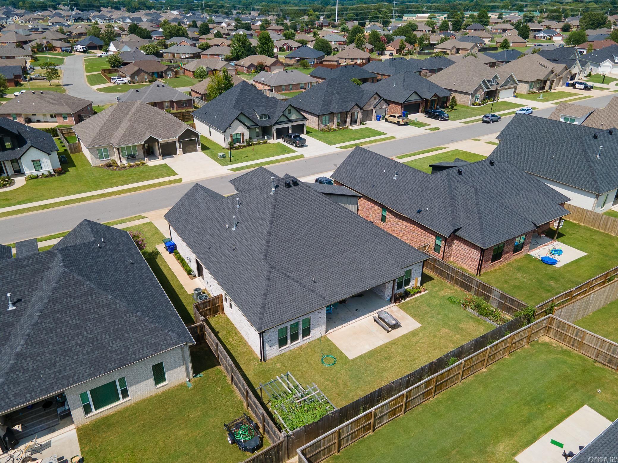 ROBYNMAR - Residential