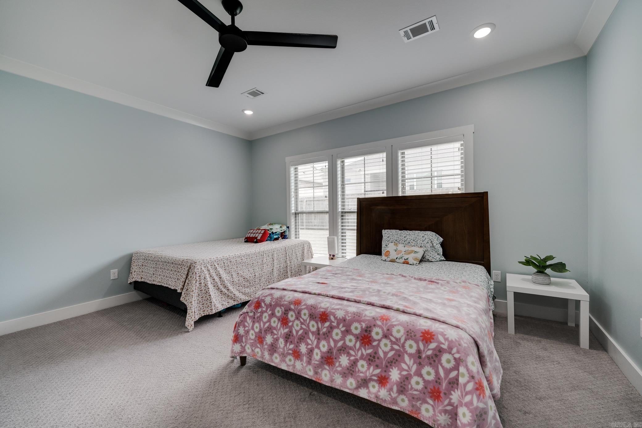 ROBYNMAR - Residential